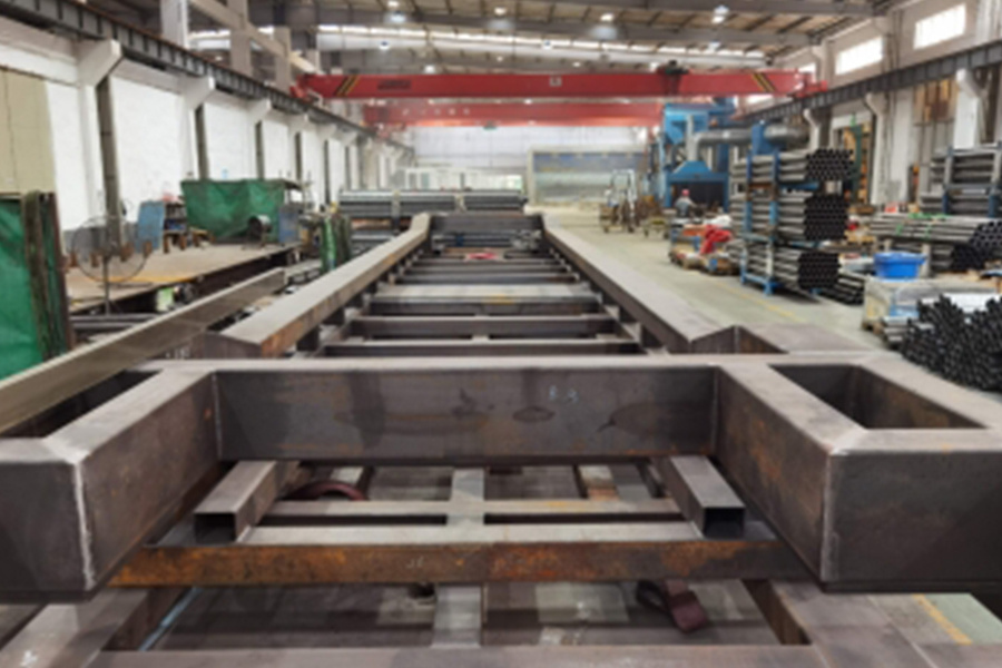 Fabricarea si personalizarea echipamentelor complete